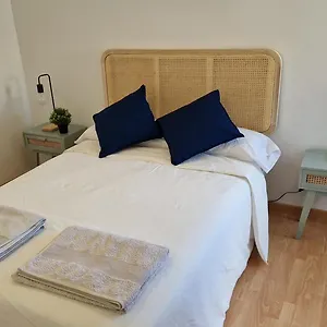 https://apartamento-mlaga-malaga.1costadelsol.com